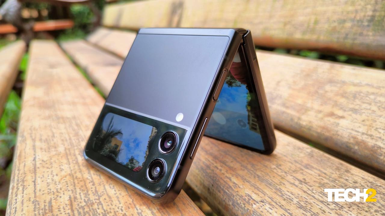 review samsung z flip 3